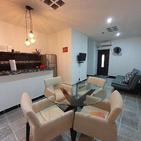 Frida Apartment Cancun Bagian luar foto
